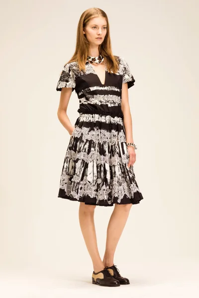 Look 1